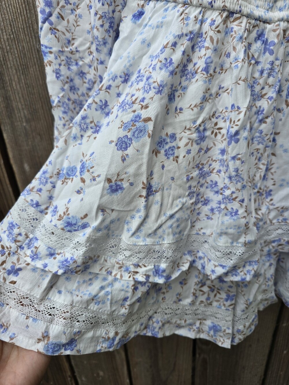 NWT Francescas Ruffle Floral Romper - Picture 3 of 8